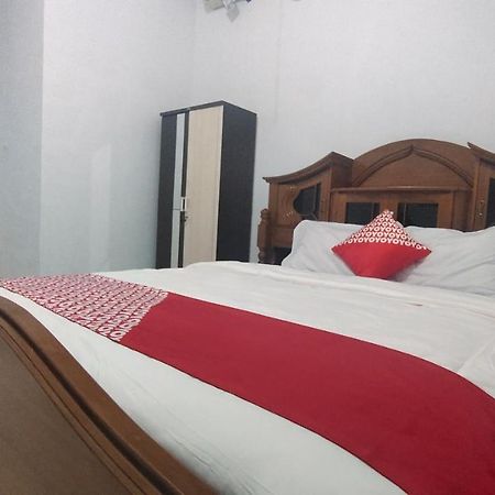 Oyo 90157 Griya Andon Syariah Hotell Cirebon Eksteriør bilde
