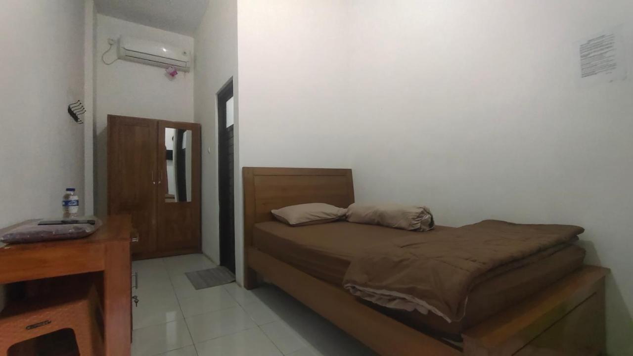 Oyo 90157 Griya Andon Syariah Hotell Cirebon Eksteriør bilde